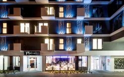 Hotel Invite