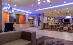 La Quinta Inn & Suites by Wyndham Greensboro Arpt High Point