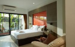 Rhienchai Place Hotel