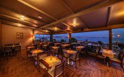 Azade Premier Hotel
