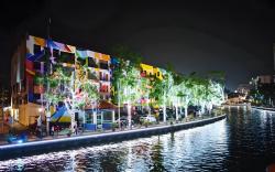 906 Riverside Hotel