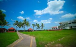 St.James Court Beach Resort