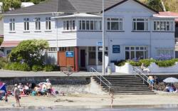 Moana Lodge