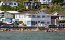 Moana Lodge