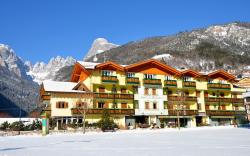 Alle Dolomiti Boutique Lake Hotel