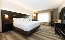 Holiday Inn Express & Suites Franklin - Berry Farms By IHG