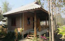 Pai Porpeang  Guesthouse