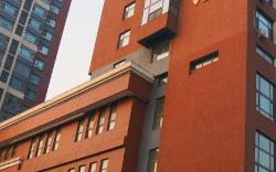 IU Hotel Shenyang Railway Station SK Passenger Station