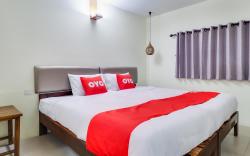 Ngeeb Bed & Breakfast