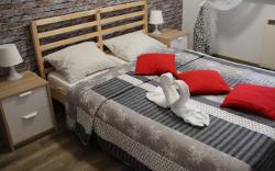 Lorf Hostel&Apartments