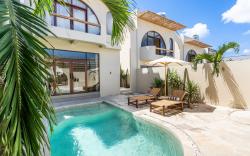Amani Villa: Luxe, New, Private Pool Oasis Canggu
