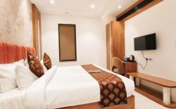 Hotel Tango Traxx