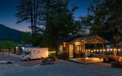 Gapyeong Yumyeongsan Gomone pet Camping