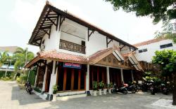 Limaran Hotel