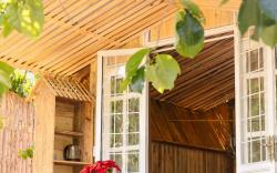 Scent Chalet - Village 