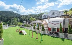 Gapyeong Dongban84 Glamping&Pool villa