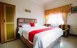 RedDoorz @ Cibogo Puncak Bogor
