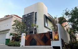Landmark Villas