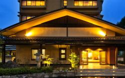 kanazawayuwakuonsenhyakurakusou