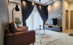 Cool Comfort 2BR + Infinity POOL@ Youth City