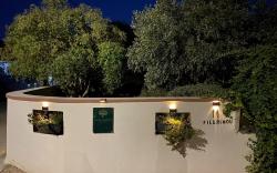 Casa Terra is near hillside area, airport & beach