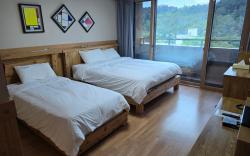 Cheonjeyeon Hotel Family Suite Room