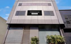 Super Townhouse MIDC Andheri Formerly Royal international