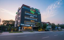 FabHotel Astra Suites - HSR Main Road