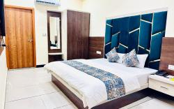 Hotel Golden Oasis