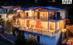StayVista at Skylark Peaks with Outdoor Jacuzzi