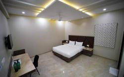 Sun Shine Hotel
