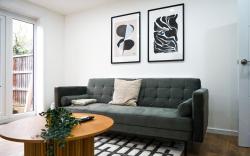 Modern 3 Bed Home, Near Etihad Stadium
