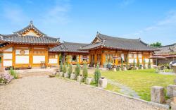 Gyeongju ipsaedalseumeunal