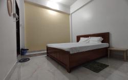 Koshila Kunj - R3 (50M away from Ram Mandir)