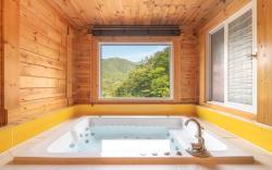 Yangpyeong Isobiyagi Spa Pension