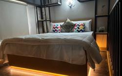 Bud’Stay with beautiful view of river & hills