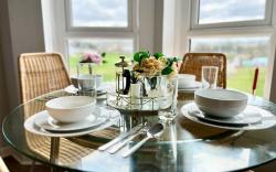 Luxurious Ensuite Flat with Free Parking