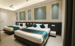Hotel Moon Inn, near Golden Temple and Jallianwala Bagh