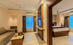 Zip By Spree Hotels Shirdi