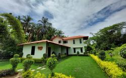 lLIF 2761 CHINTAMANI RESORT 