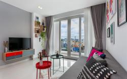 KIRAKUAN Precious LUXURY FLAT,NETFLIX,Balcony/POOL