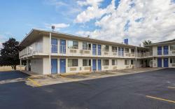 Motel 6 Rochester, MN