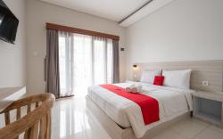 RedDoorz Plus @ Yasa’s Living Denpasar