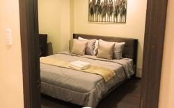 Spacious 1 BR near Solaire & Moa