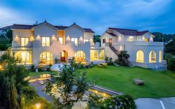 Gyeongju Casa Mellow Kids Pool Villa