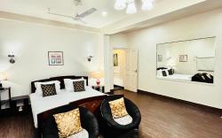 Ballygunge Two Bedroom 1000sqft flat main rd