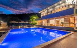 StayVista at La Belleza
