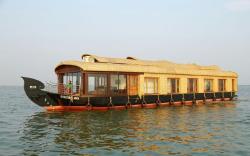 5 Bedroom A/c Private Houseboat With All Meals