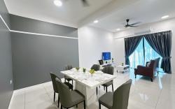 A15 Tebing Dato Onn 15 FamilySweetHomestay 10PAX