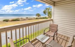 Walking distance to the beach/ Ocean Forest Villas